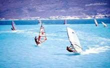 AKYAKA'DA S�RF KEYF�