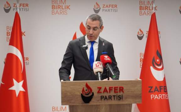 Uğur Batur: ''Bizi öldürmeden ne durdurabilirsiniz ne susturabilirsiniz''