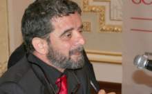 ZAMAN YAZARI HAYRETTİN KARAMAN'A FENA DOKUNDURDU