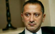 FATİH ALTAYLI PİŞKİNLİĞE VURDU