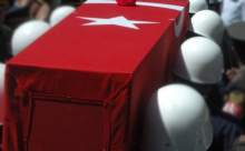 ''CİNNET'' AÇIKLAMASINI HAVADA BIRAKAN ŞEHİT CENAZESİ