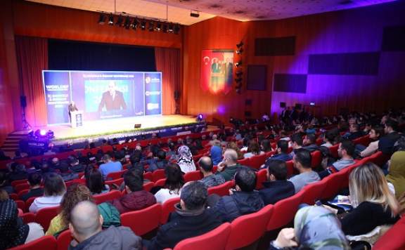 ESKİŞEHİR'DE E-TİCARET KONUŞULDU