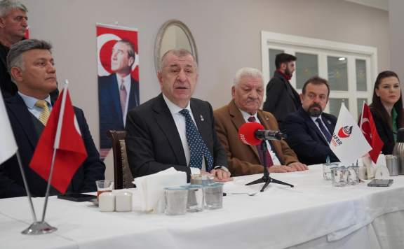 Ümit Özdağ: ''Suriyelileri devletimize ortak olarak almadık''