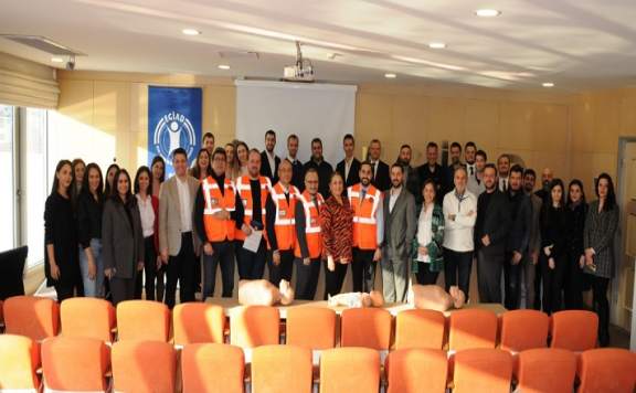 EGİAD’dan Deprem Sonrası İlk Yardım Eğitimi